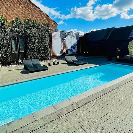 Maison Beau Bed & Breakfast Zonhoven Bagian luar foto
