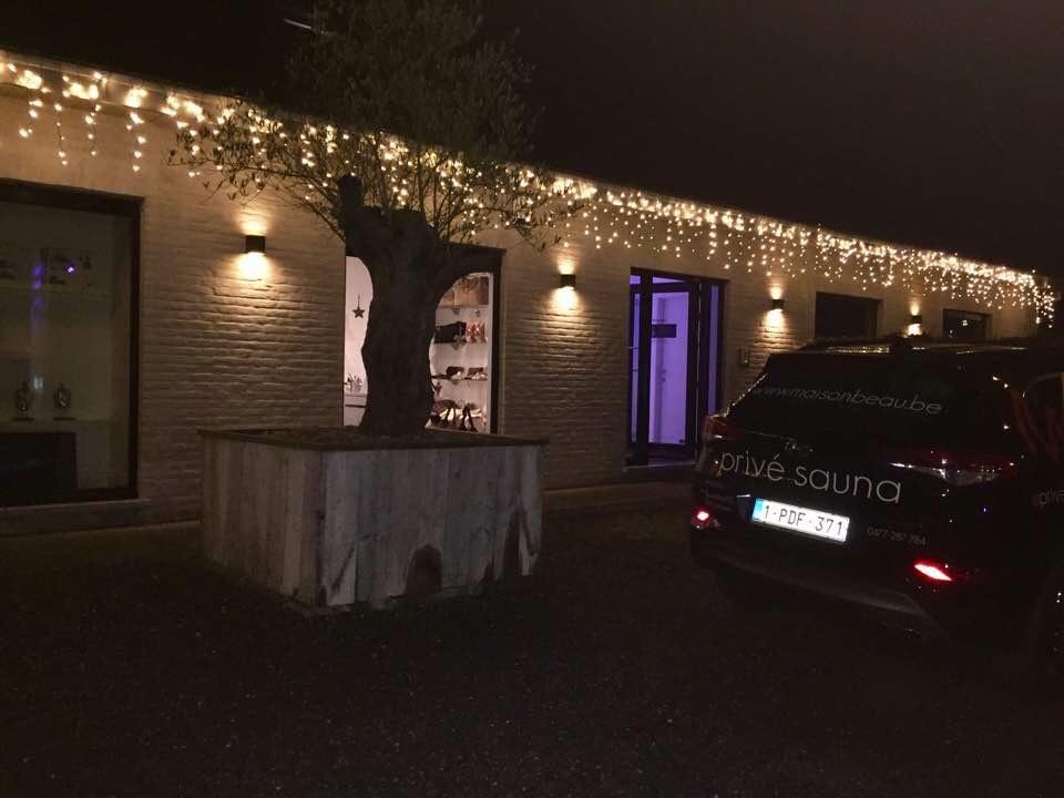 Maison Beau Bed & Breakfast Zonhoven Bagian luar foto